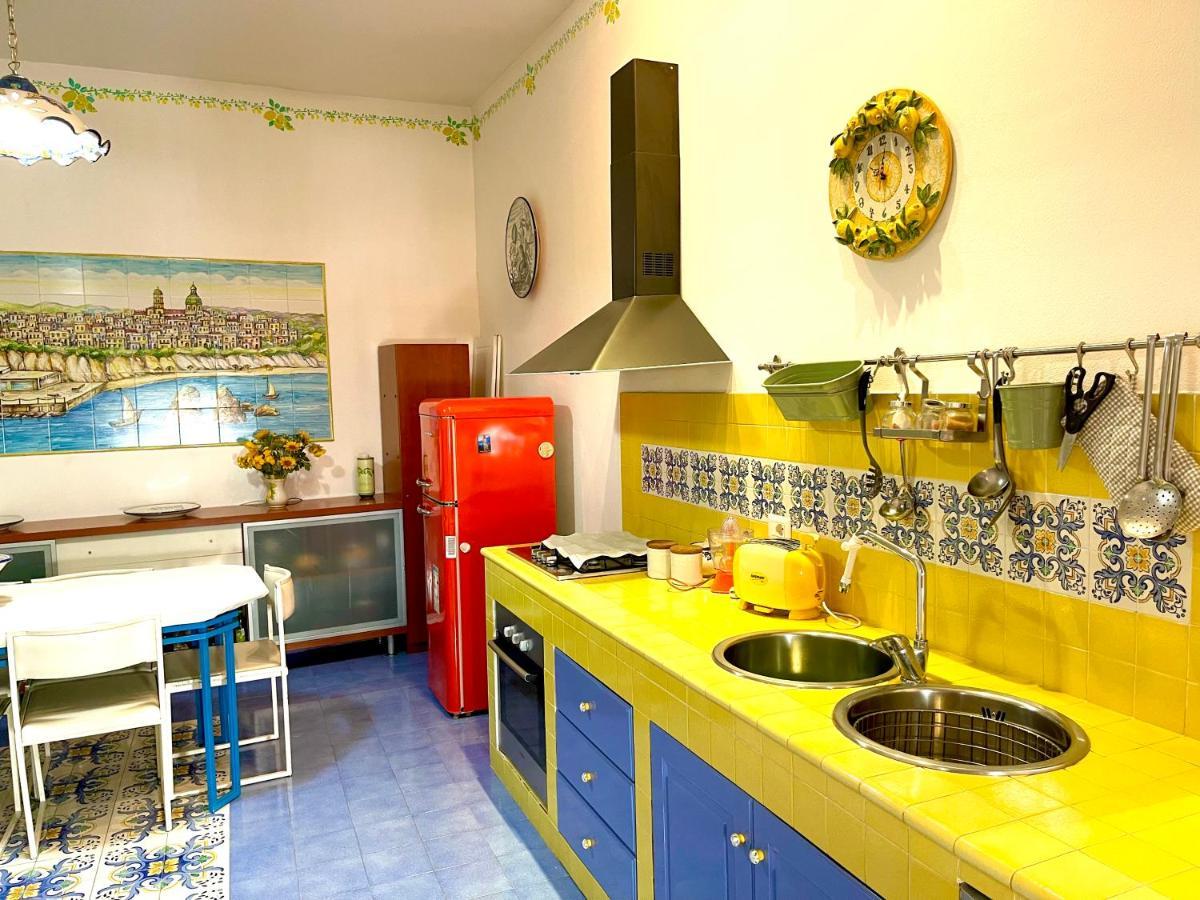 La Finestra Sul Duomo, Amalfi Coast Apartamento Vietri Exterior foto